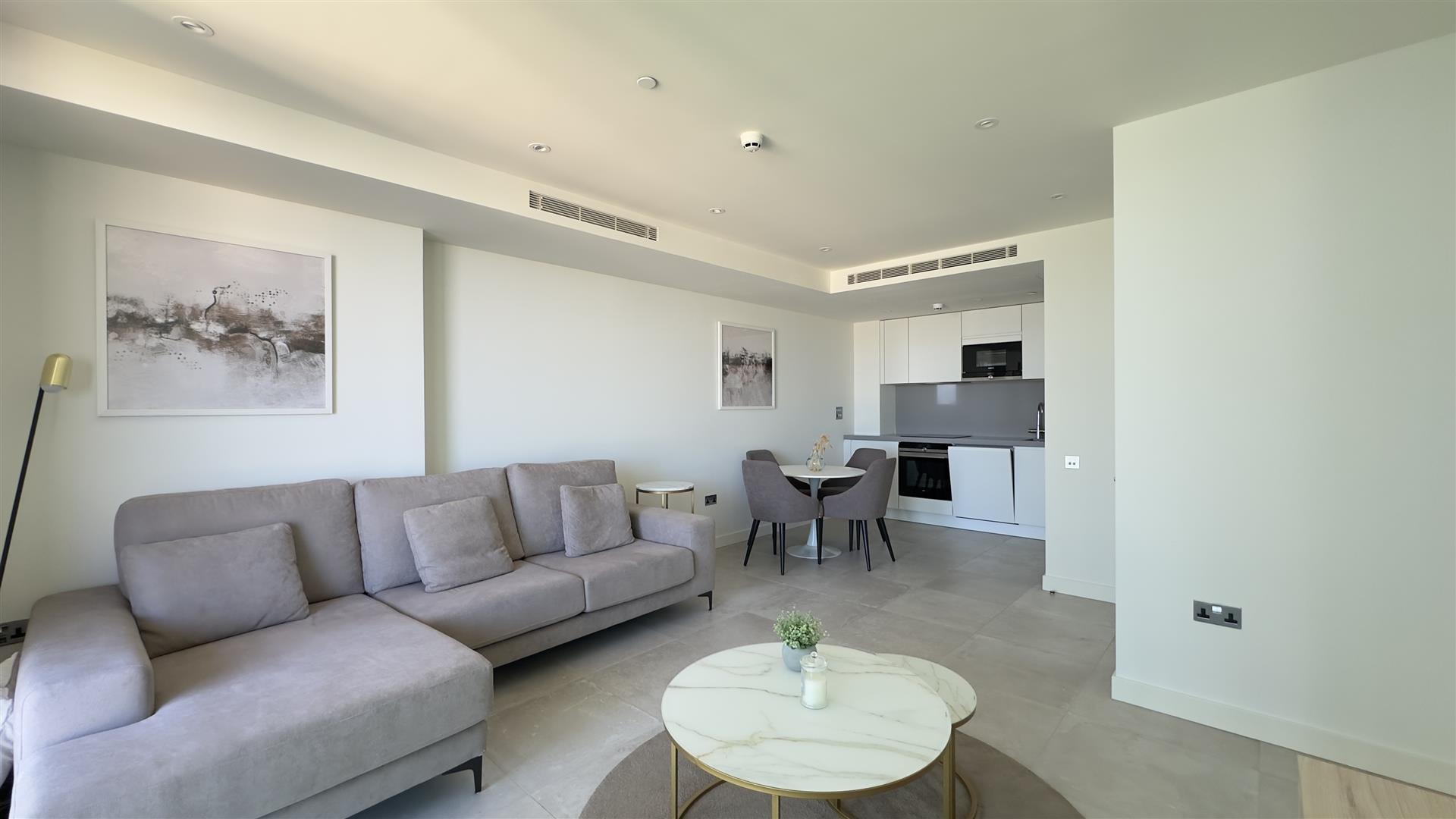 Image of Apartment - 2 Bedrooms - 2 Bathrooms for Rental in EuroCity-Gibraltar, Image 2